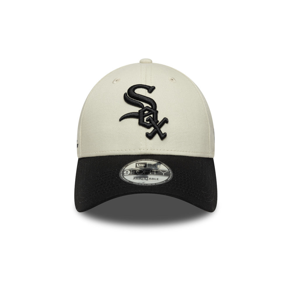 Chicago White Sox Hat - Side Script Ivory Black 2-Tone MLB 9Forty Strapback Cap - New Era